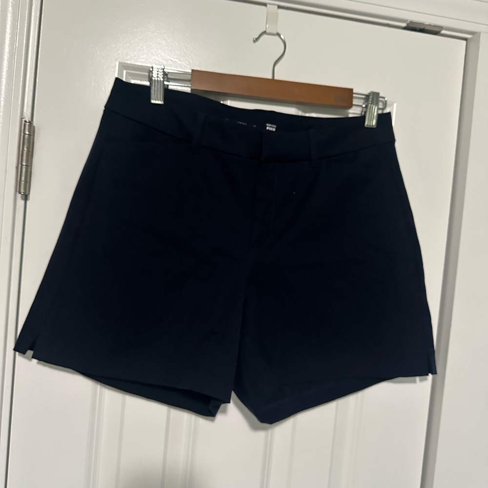 Old Navy High Rise Pixie Secret Smooth Pockets